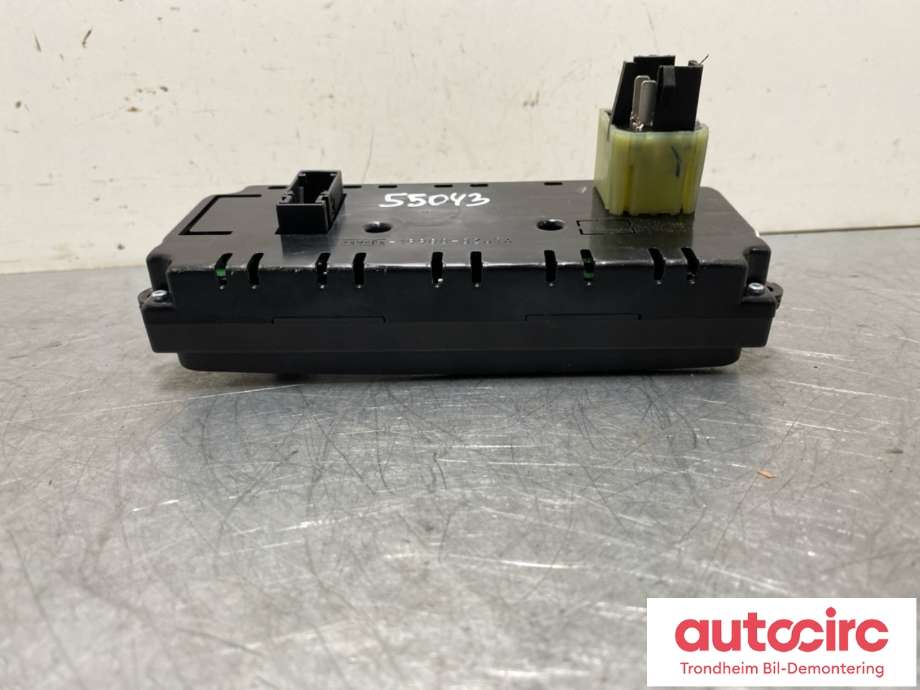 Varmeapparat betjening til Ford Mustang 2005-2014 (FOMOCO||8R3Z-19980-A)
