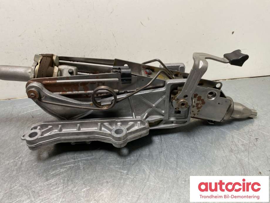 Rattaksel øvre til Ford Mustang 2005-2014  (6R3Z3C529AA|)