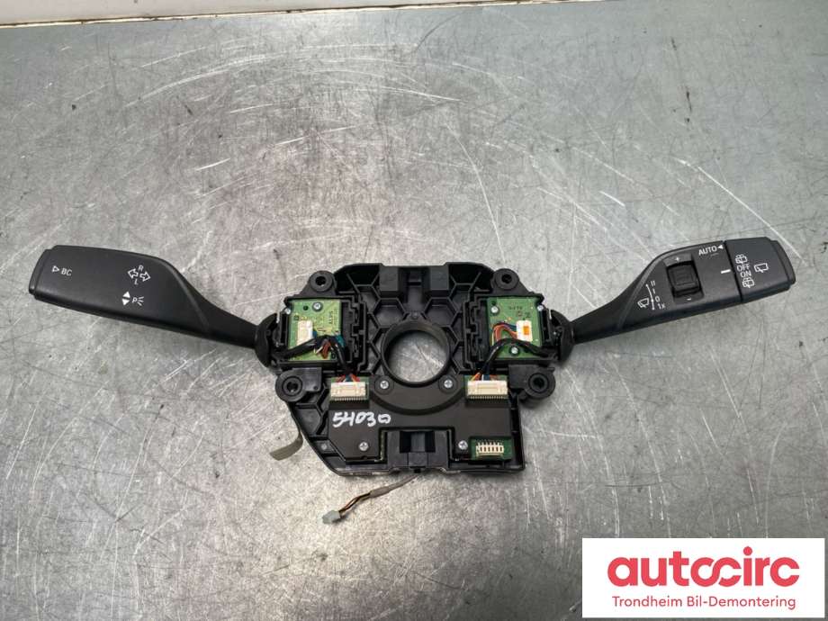 Bryter combi til BMW 2-Serie, Active/Gran Tourer 2014-->> (F45/F46) (F45/F46) (61 31 6 827 370|61316827370|)