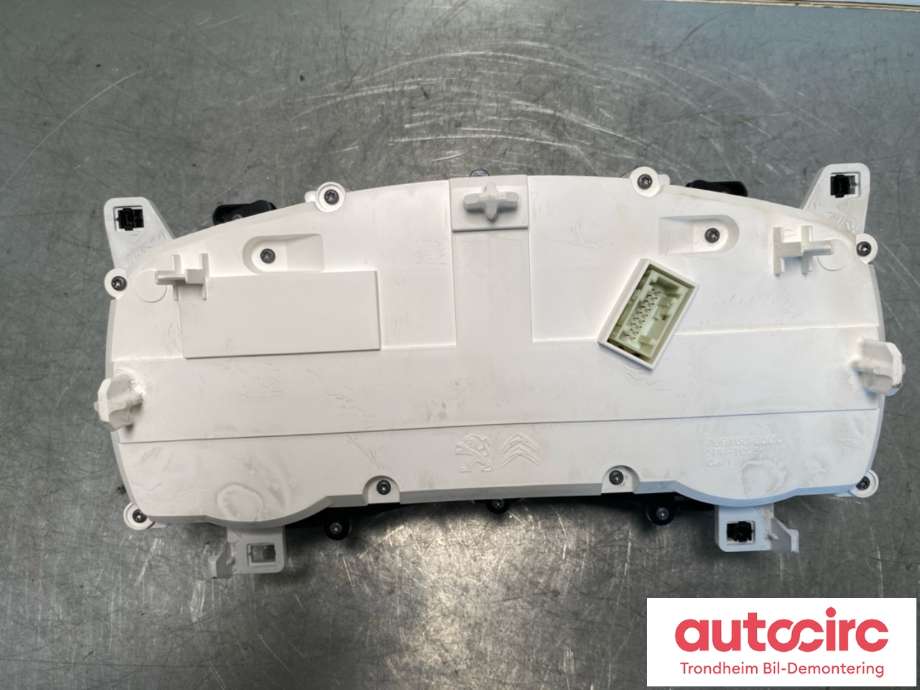 Instrumentpanel til Peugeot Expert 2016-->> (Type III)  (98 375 608 80|)