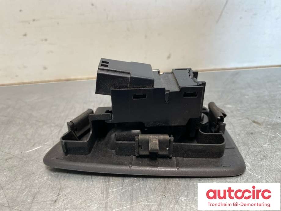 Bryter ruteheis til Volvo XC90 2015-2025 (Type II)  (31376458|)
