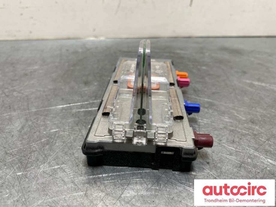 Antenne navigasjon til Volvo XC90 2015-2025 (Type II) (31438104|)