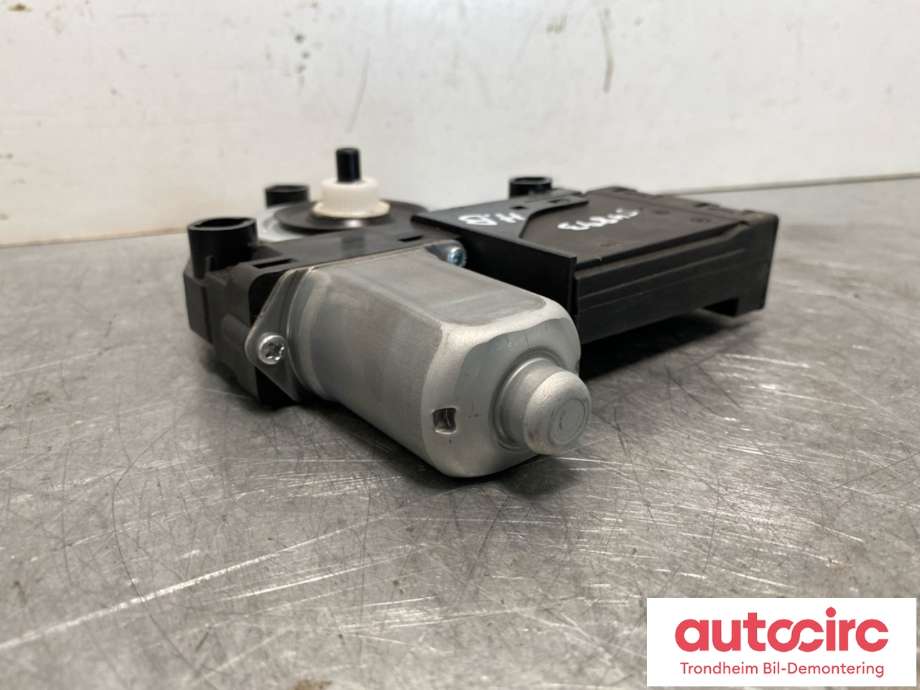 Ruteheis, kun motor, høyre bak til Volvo XC90 2015-2025 (Type II) (32283267|31349759|)