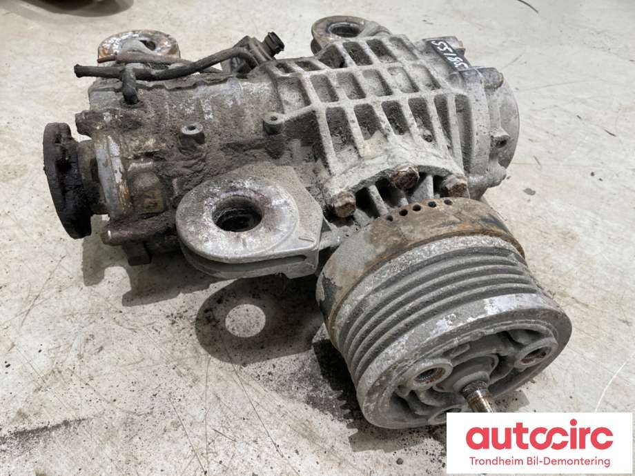 Kardang klokke bak til VW Transporter / Caravelle 1990-2003 (T4) (T4) (02D 525 011 C|)