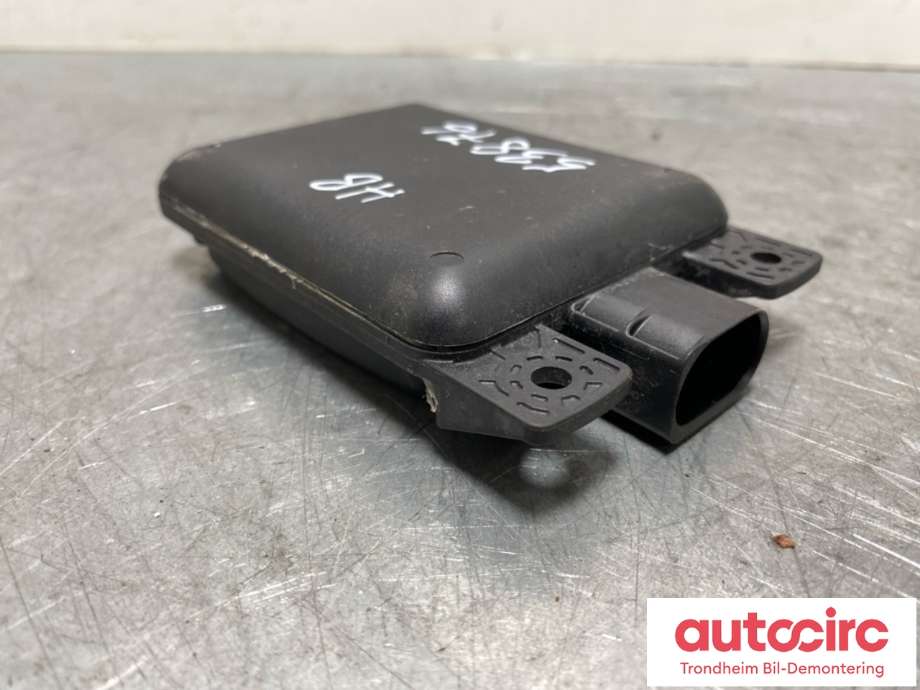 Sensor radar til VW e-Golf 2017-2020 (Fase 2)  (HELLA|5Q0 907 686C|)