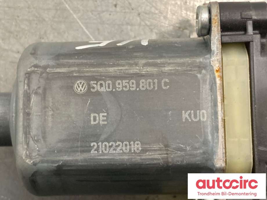 Ruteheis, kun motor, venstre foran til VW e-Golf 2017-2020 (Fase 2) (BOSCH|5Q0 959 801 C|)