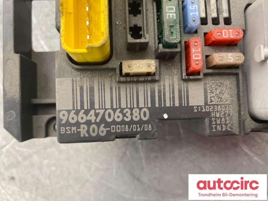Sikringsboks motorrom til Peugeot 308 2007-2011 (Type I, Fase 1)  (98 070 291 80|)