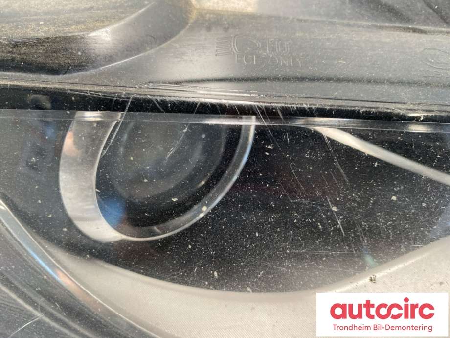 Frontlykt høyre xenon til Audi A4 2007-2014 (Type IV) (B8) (B8) (8K0 941 030 AJ|)