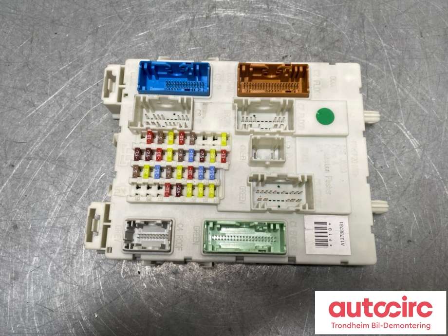 Sikringsboks til Ford Kuga 2013-2019 (2506087|JV6T-14A073-EC|)
