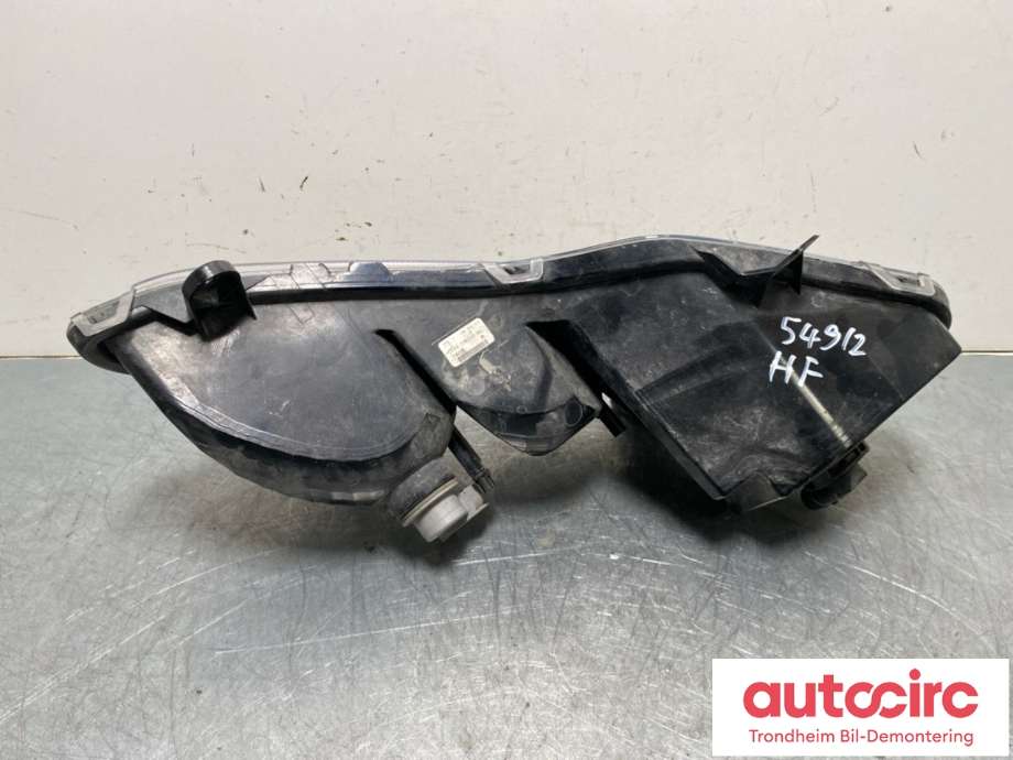 Tåkelykt høyre foran til Ford Kuga 2013-2019  (1849466|CV44-13B220-AG|)