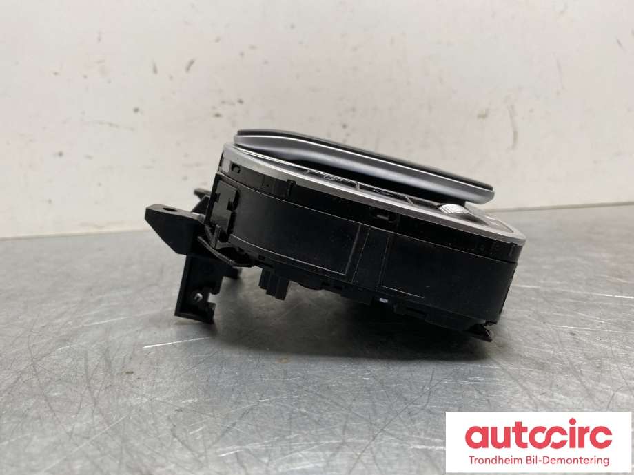 Bilstereo navigasjon betjeningspanel til Mercedes EQC 2019-->>  (A 253 900 00 08|)