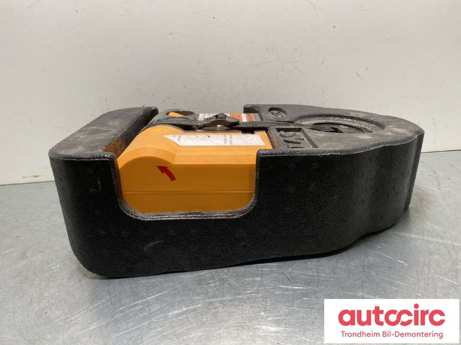 Bagasjerom diverse til Ford Mustang 2005-2014 (7R3Z-19L523-A|)