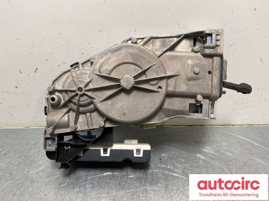 Baklukeåpner motor til Mercedes EQC 2019-->>  (A0999064703|)