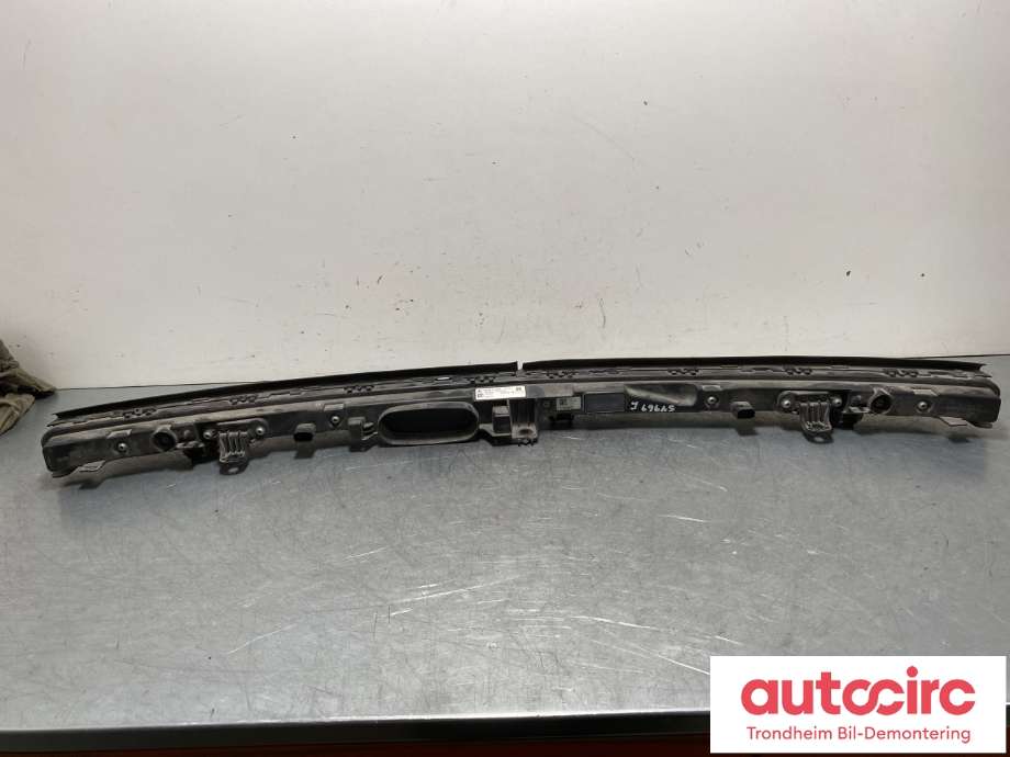 Frontlykt midtre til Mercedes EQC 2019-->> (A 293 906 92 00|Z002Q001|)