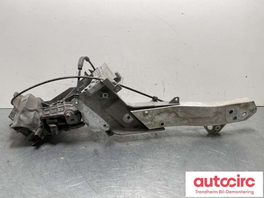 Karosseri front til Mercedes EQC 2019-->> (A 253 621 06 00|)