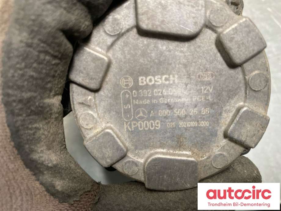 Sirkulasjonspumpe til Mercedes EQC 2019-->>  (A0005002686|)