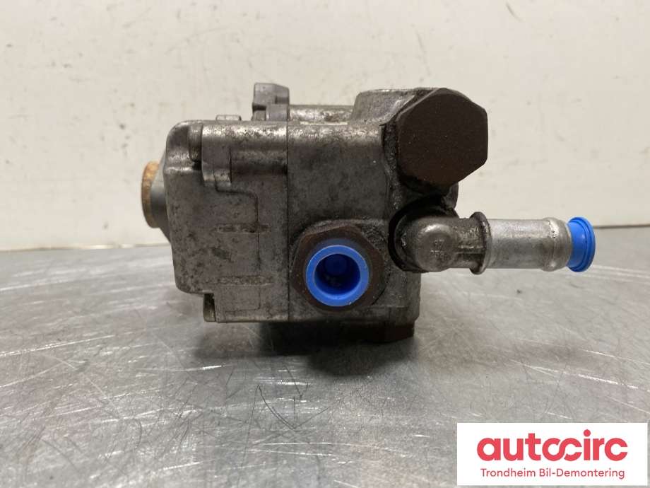 Servo pumpe mekanisk til BMW 5-Serie 2003-2010 (E60/E61) (E60/E61) (32 41 6 780 848|)