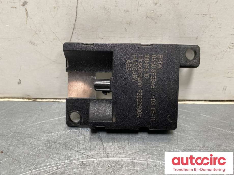 Antenne forsterker til BMW X5, 2007-2013 (E70) (E70) (8450 6928461)