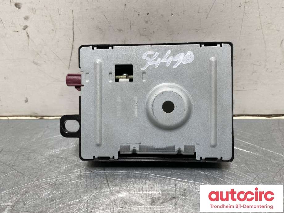 Antenne forsterker til BMW X5 2007-2013 (E70) (E70) (65 20 9 325 735|)