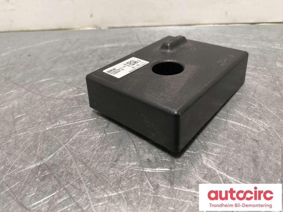 Antenne forsterker til BMW X5 2007-2013 (E70) (E70) (65 20 9 325 735|)