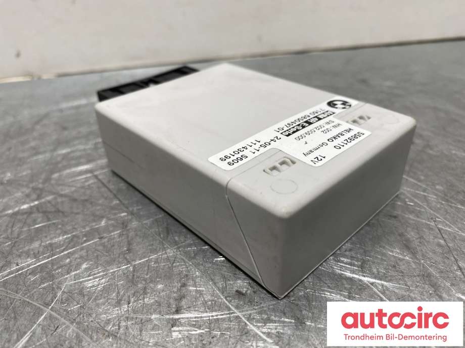 Styreenhet hengerfeste til BMW X5 2007-2013 (E70) (E70) (HELBAKO|71 60 6 850 497|)