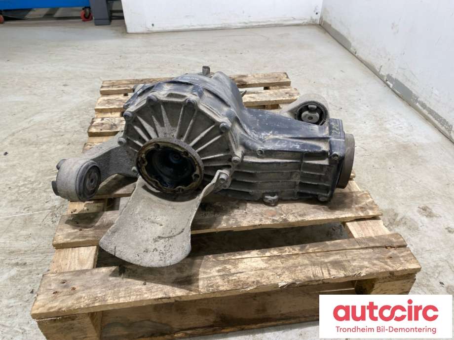 Kardang klokke bak til Audi S6 1999-2003 (01R 500 044 G|)
