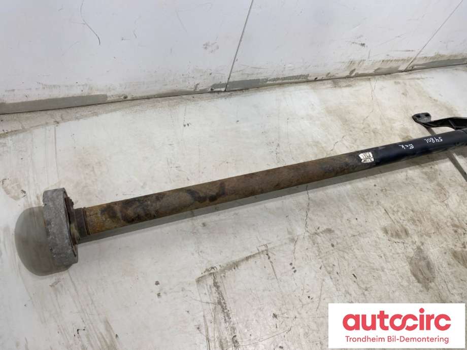 Mellomaksel til VW Passat 2011-2015 (B7) (B7) (3C0 521 101 AG|)