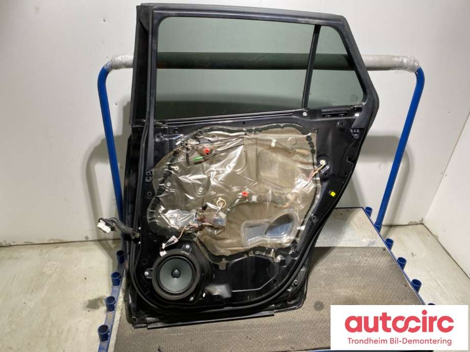 Dør høyre bak til Toyota Avensis 2009-2015 (Type III, Fase 1)  (6700305161|)