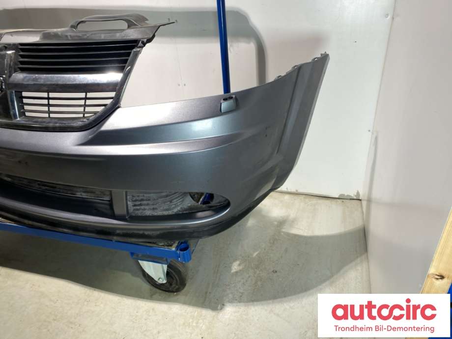 Støtfanger foran til Dodge Journey 2008-2010  (68034179AA|)
