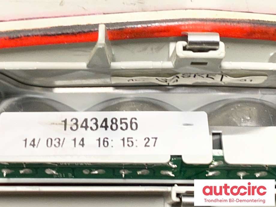 Baklykt bremselys bakrute til Opel Meriva B 2010-2017  (13434856|13469267|)