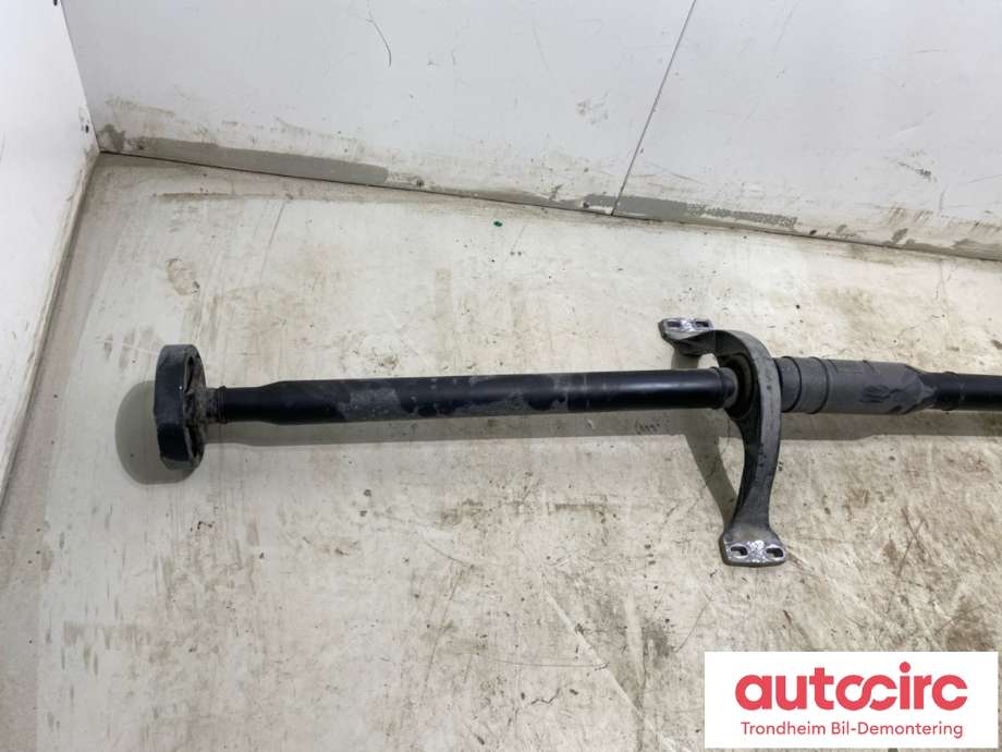 Mellomaksel til VW Tiguan 2016-2020 (Type II, Fase 1)  (5QF 521 101 P|)