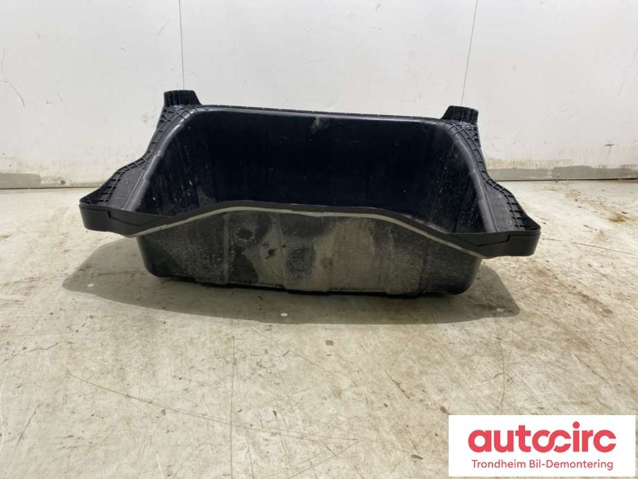 Panserrom deksel (Frunk Cover) til Tesla Model Y 2024-->> (Type II) (1739980-00-A|)