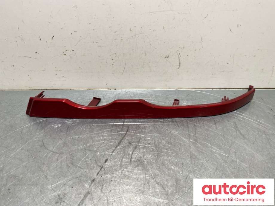 Lister til BMW 3-Serie, 1998-2005 (E46) (E46) (51 13 8 208 679)