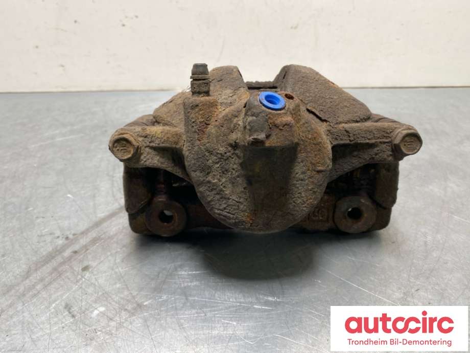 Bremsecaliper høyre foran til Toyota Hiace 2007-2012 (Fase 3)  (AISIN|4773026132|)