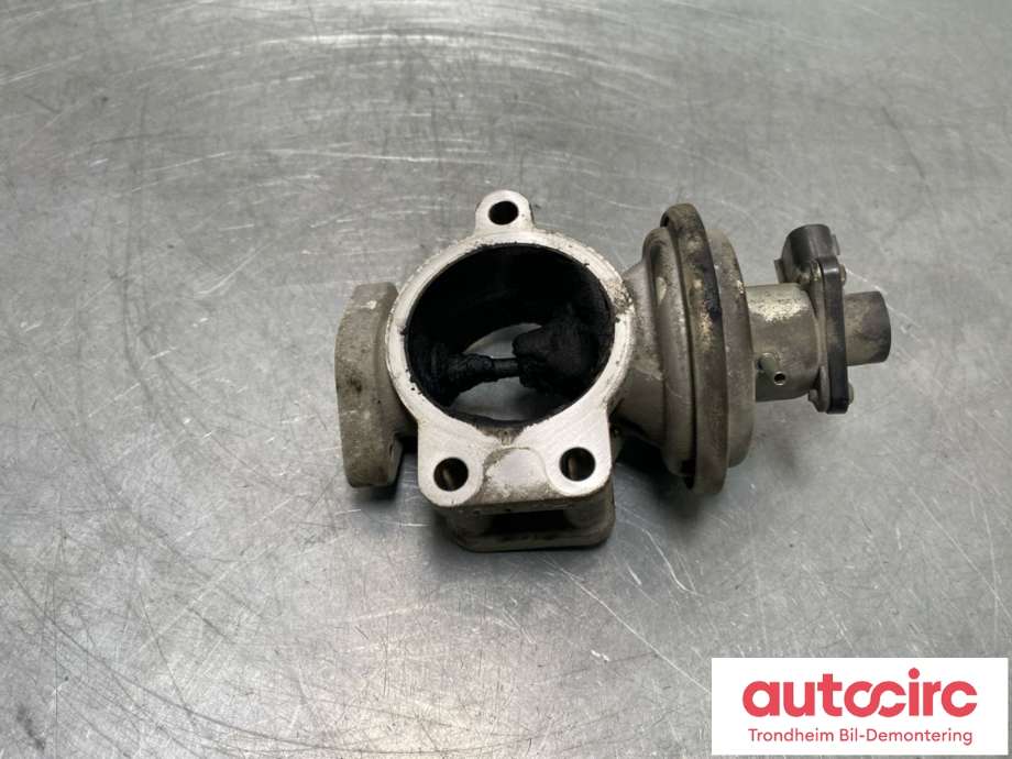 EGR-ventil til Toyota Hiace, 2007-2012 (Fase 3)  (DENSO|)