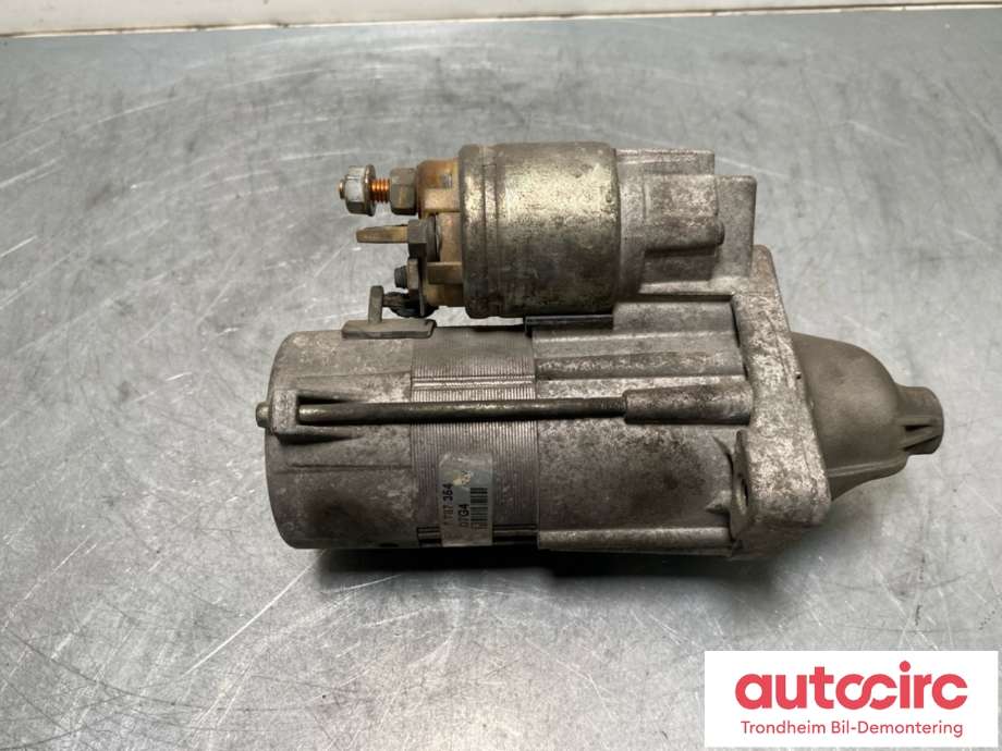 Starter diesel til BMW X3 2003-2006 (Fase 1) (E83) (E83) (VALEO/BMW|12 41 7 787 354|)