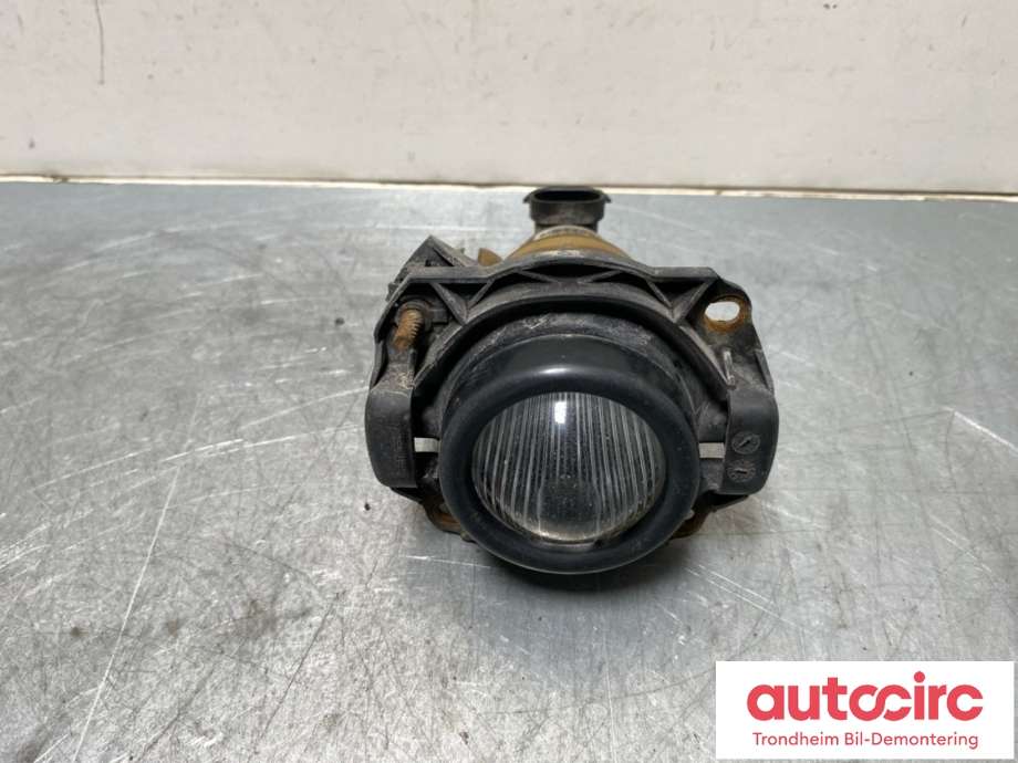 Tåkelykt venstre foran til BMW X3 2003-2006 (Fase 1) (E83) (E83) (63 17 6 910 791|)