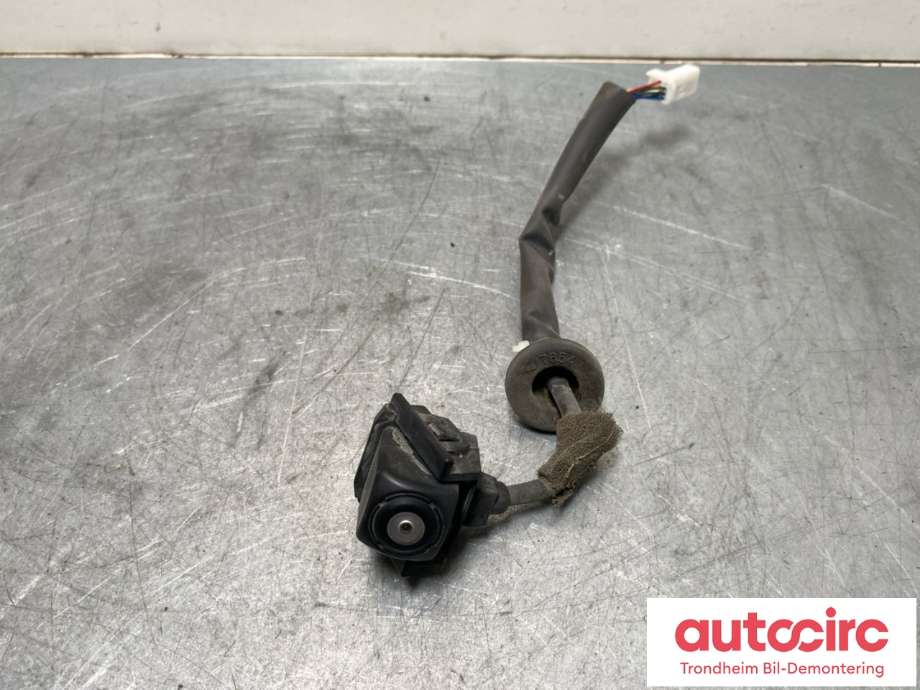 Parkeringskamera bak til Mazda CX-5, 2012-2017 (Type I)  (KD4567RC0C)