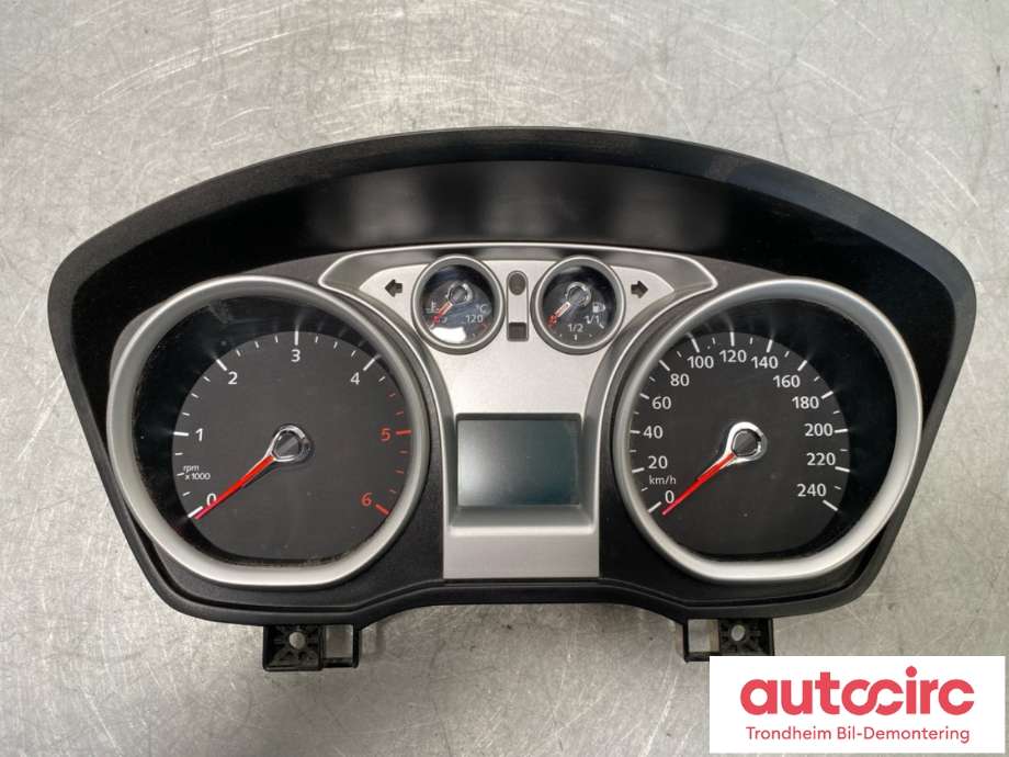 Instrumentpanel til Ford Focus, 2008-2010 (Type II, Fase 2) (8V4T-10849-GE)