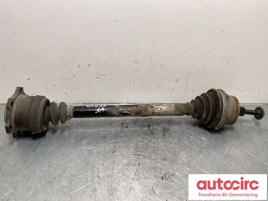Drivaksel venstre foran, diesel/manuell til VW Passat 2001-2005 (B5,3BG) (B5,3BG) (8D0 407 451 NX|)