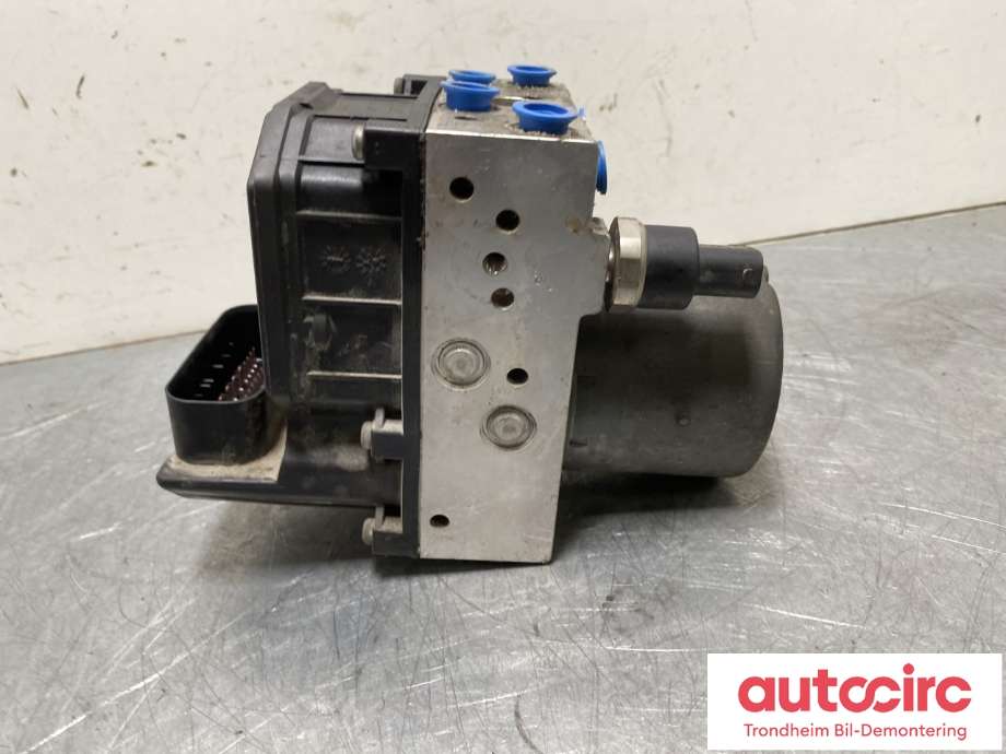 ABS sentral til VW Passat 2001-2005 (B5,3BG) (B5,3BG) (4B0 614 517 J|)