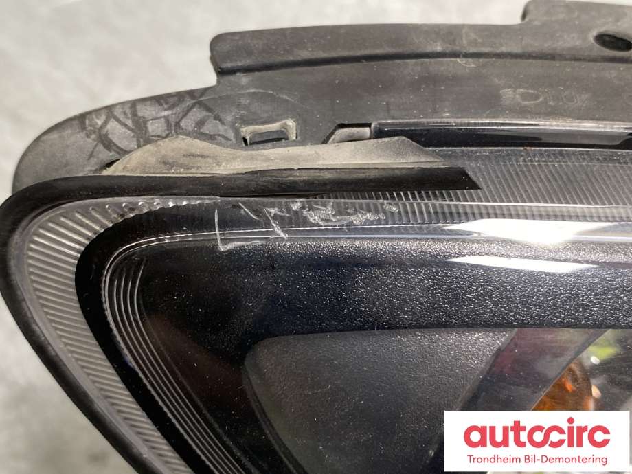 Frontlykt høyre halogen til Hyundai i30 2007-2012 (Type I) (92102-2R000|)