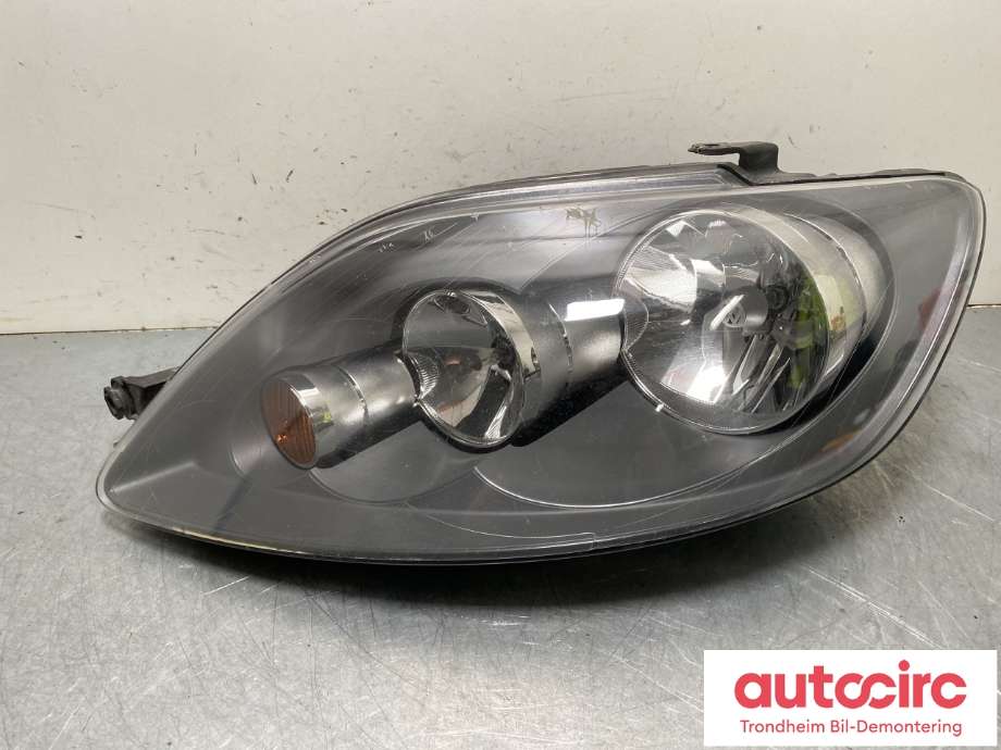 Frontlykt venstre halogen til VW Golf, Plus/Cross, 2005-2009 (Fase 1) (5M1 941 005 B)