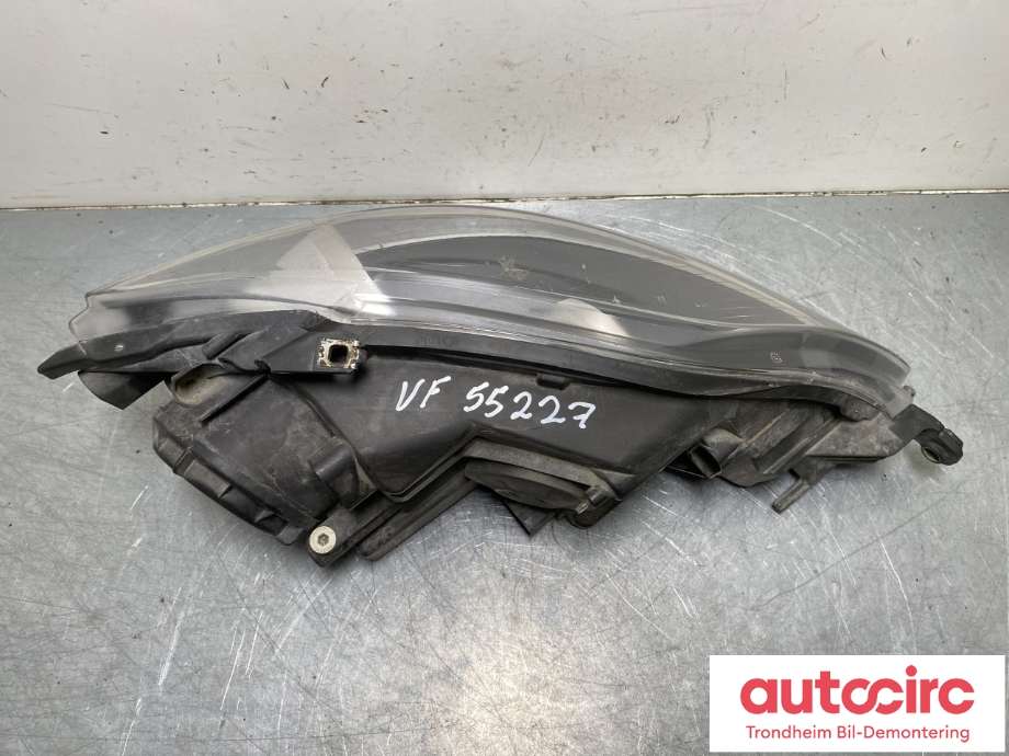 Frontlykt venstre halogen til VW Golf, Plus/Cross 2005-2009 (Fase 1) (5M1 941 005 B|)