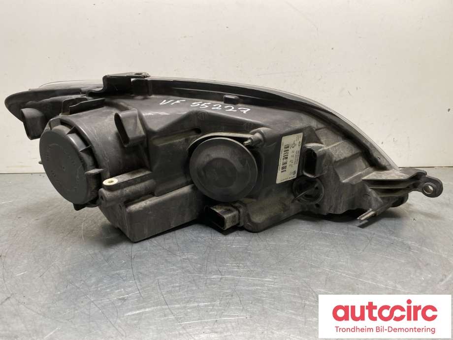 Frontlykt venstre halogen til VW Golf, Plus/Cross 2005-2009 (Fase 1) (5M1 941 005 B|)