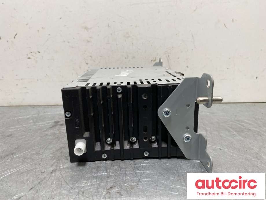 Bilstereo til Ford Mondeo 2014-2019 (Type V, Fase 1)  (FOMOCO|DS7T19C107GN|HS7T-19C107-NE|2172579)