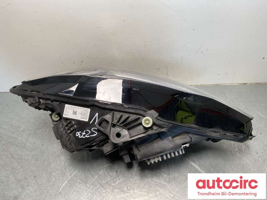 Frontlykt venstre full-LED til Polestar 2 2020-->> (32140430|)