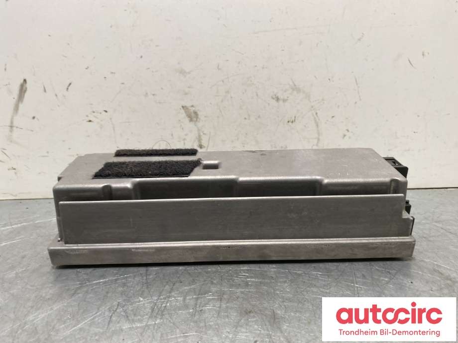 Bilstereo forsterker til BMW X5 2007-2013 (E70) (E70) (65 12 7 846 911|65 12 8 054 812|)