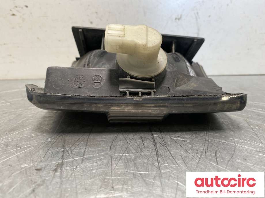 Blinklykt høyre til VW Transporter / Caravelle 1990-2003 (T4) (T4) (TYC|701 953 050|)