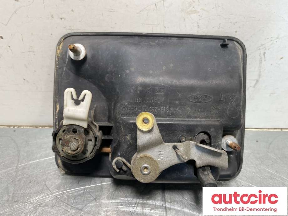 Dørhåndtak utv høyre foran til Ford F-250 1997-2003  (F81Z2522404BAC|)